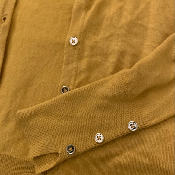 NEVER WORN cardigan - Picture 3 of 4